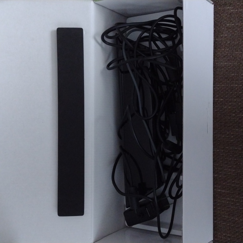 X-Box Kinect Sensor 360 - Picture 2 of 5